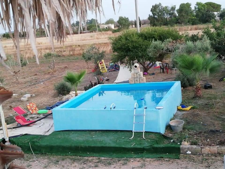 Aree Tende Presso La Casa In Campagna Di Ottavia Hotel Alezio Luaran gambar