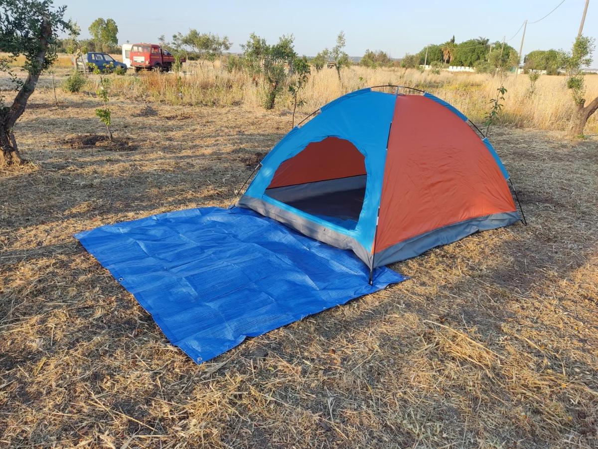 Aree Tende Presso La Casa In Campagna Di Ottavia Hotel Alezio Luaran gambar