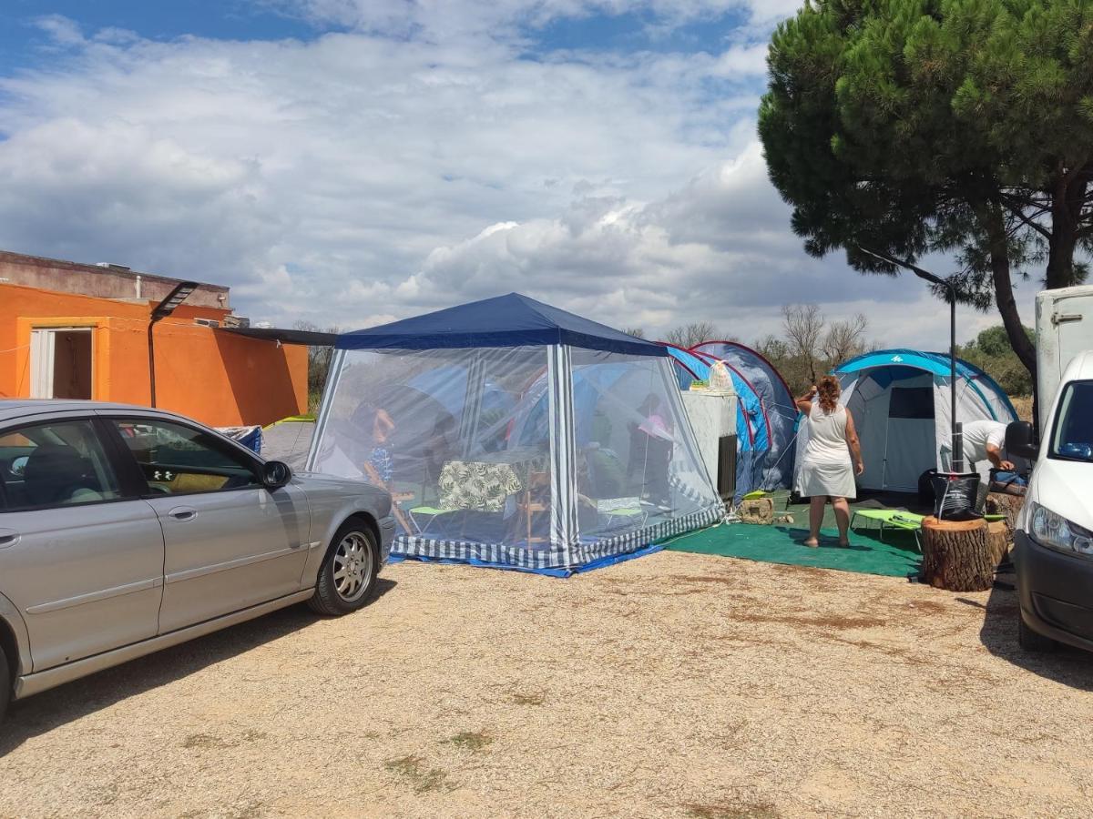 Aree Tende Presso La Casa In Campagna Di Ottavia Hotel Alezio Luaran gambar